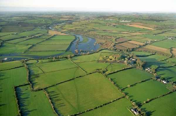 Knowth Passage Tomb and Ringfort on the Boyne river, Co. Meath, Ireland